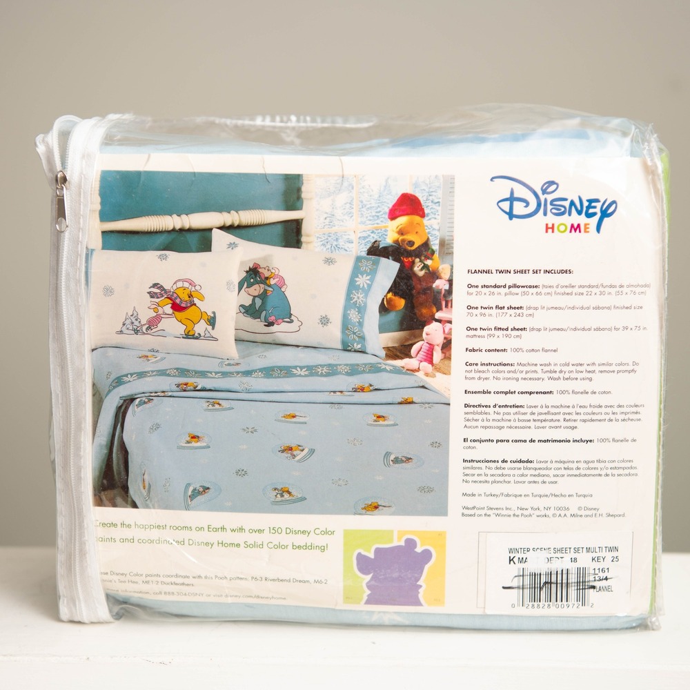 Vintage‎ Winnie the Pooh Flannel Twin Sheet Set NEW! Disney Home Winter Scene - Picture 2 of 5